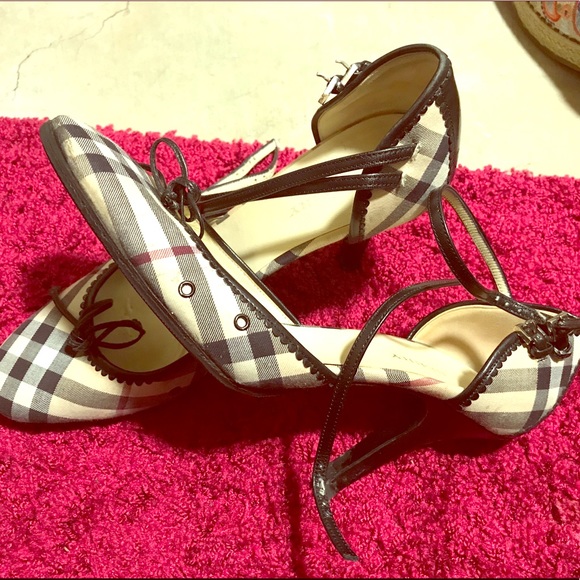 Burberry Shoes - Vintage Burberry heels